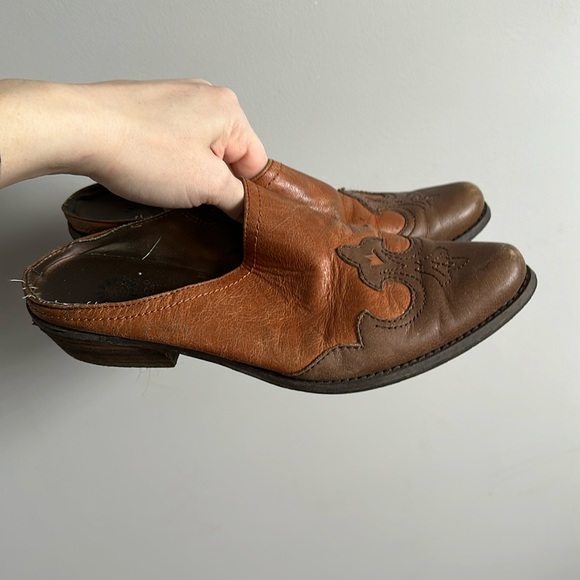 Shoes - GENUINE LEATHER WESTERN STYLE SLIP ON SHOES